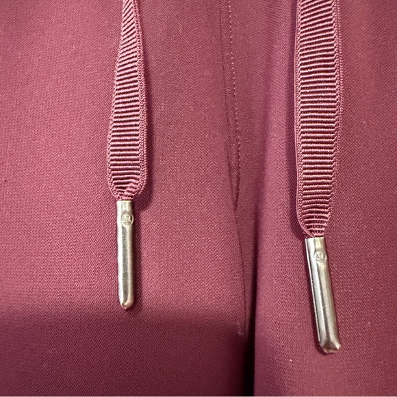 Lululemon On The Fly Joggers Size 6 - Picture 6 of 7